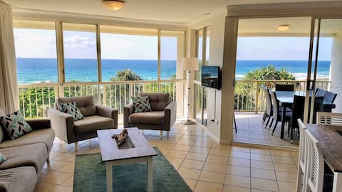 Top Airbnb: Million $ view - Watch whales from comfort of home in Point Lookout