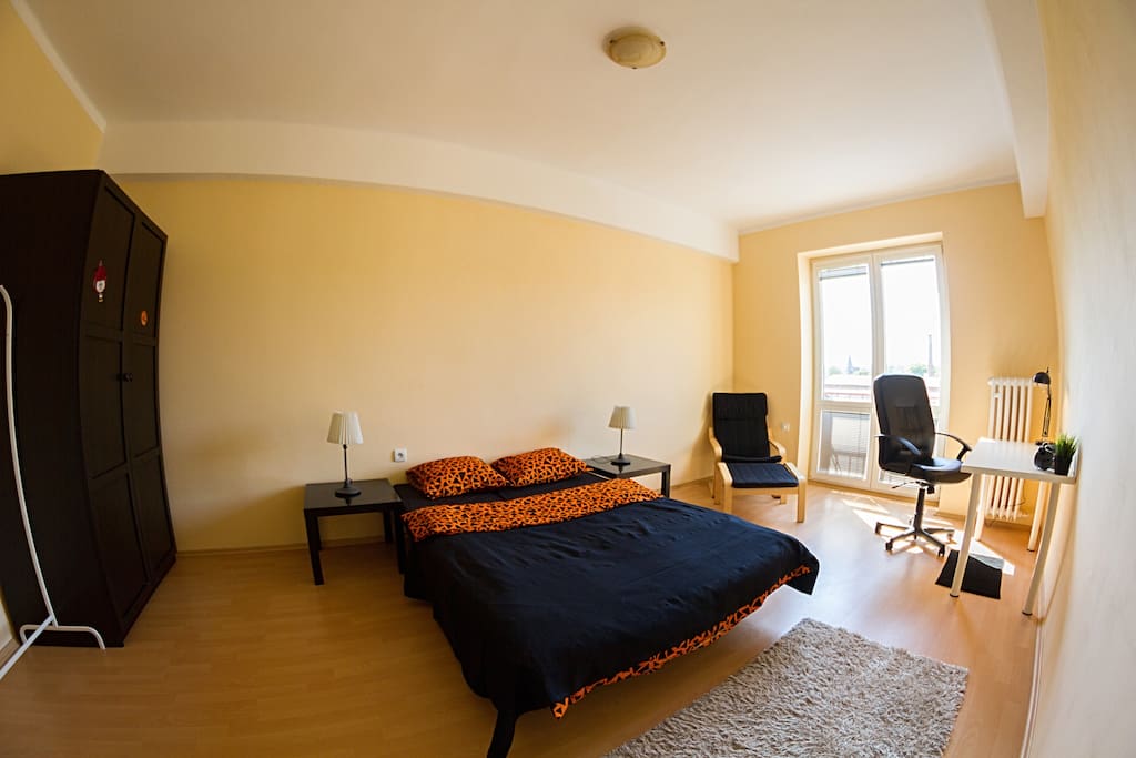 This bedroom has all you need for your comfortable stay in Prague:
Comfy bed, wardrobe, work-table