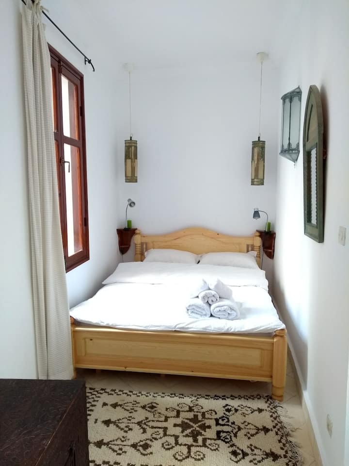 Dormitorio en la primera planta con baño propio