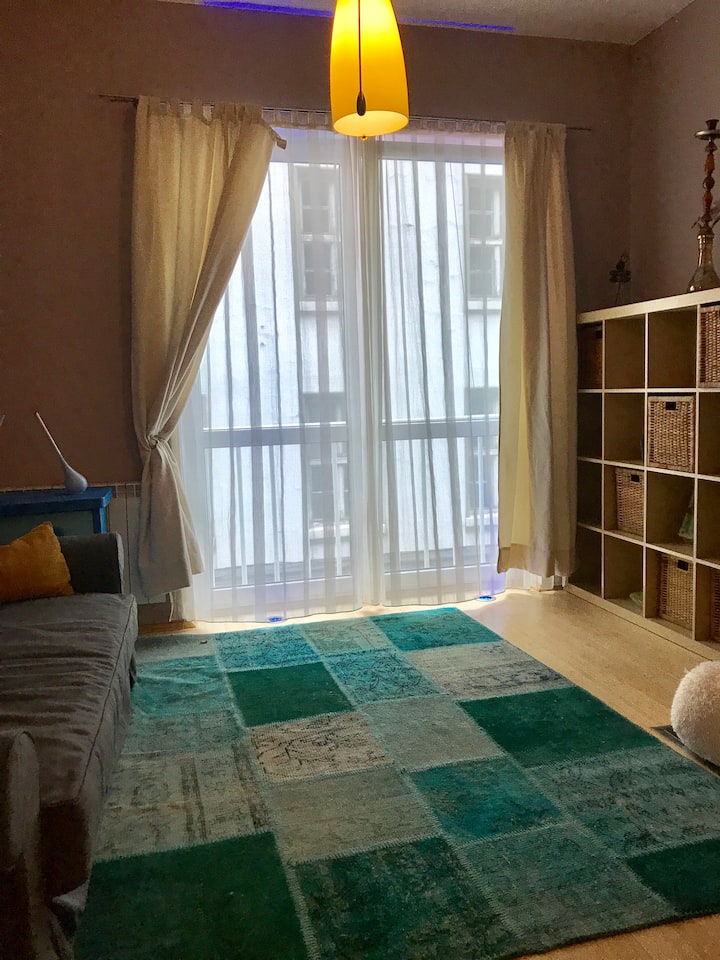 Segundo dormitorio y cuarto de día.