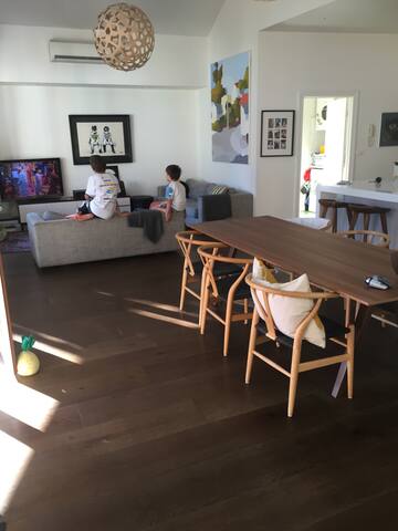 Relaxing Family Beachside Retreat gallery image 2