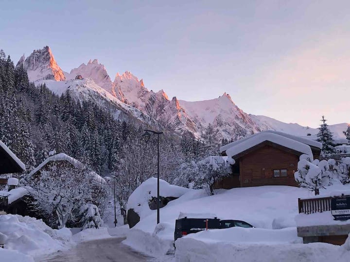 Belle Terrasse Avec Vue Sur Le Massif Du Montblanc - Chamonix-Mont-Blanc