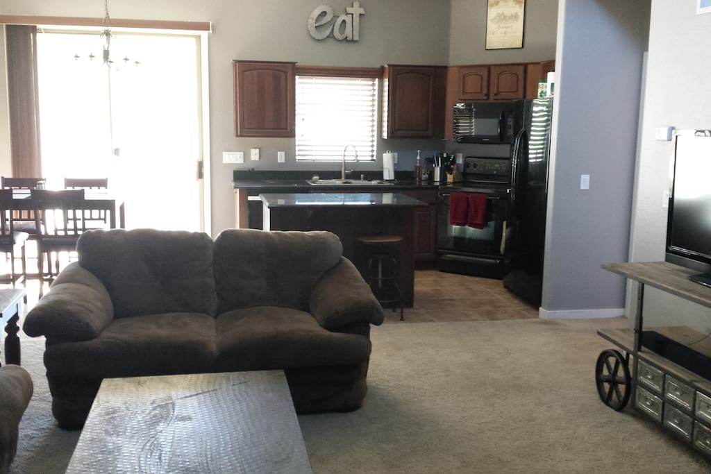 Living Room/Kitchen