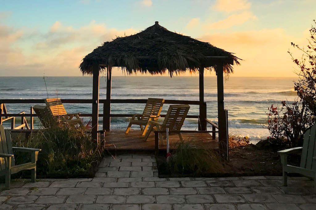 Sunrise Tiki Deck