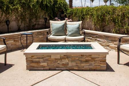 Private Casita in the Heart of Palm Desert