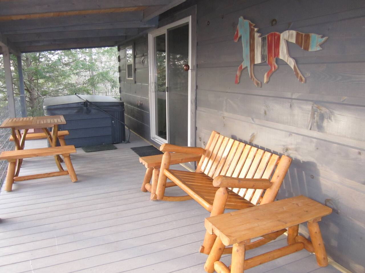 Treehouse Tn Honeymoon Cabin Hot Tub In Bsf Cabins For Rent