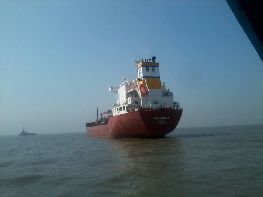 GATE WAY OF INDIA TO MANDWA JETTY SEE JOURNEY