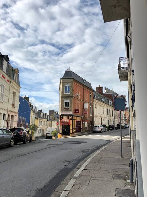 Accès pour descendre au port