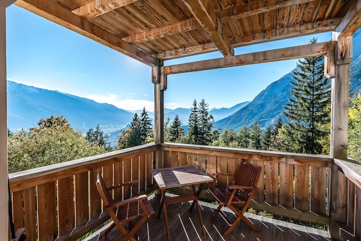 Apartment with fantastic view over Tyrol  1