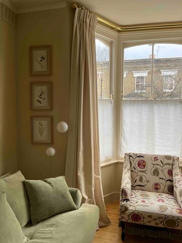 Stylish house in South East London gallery image 4