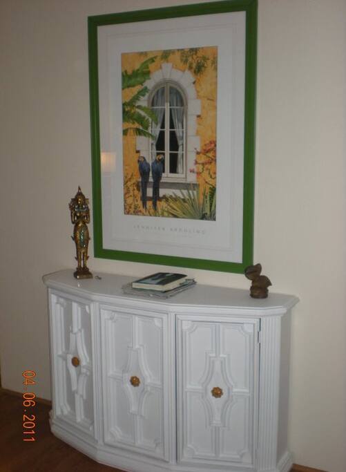 Tropical Living Room Decor