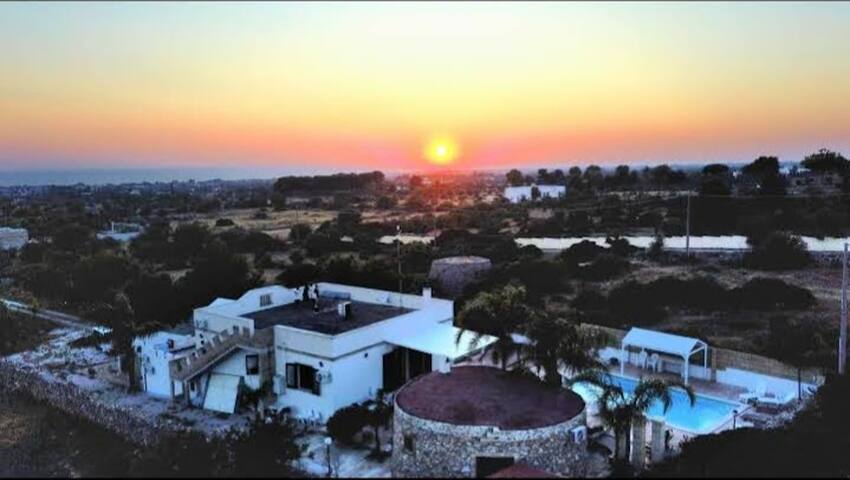 VILLA con Trullo Vista Mare e Piscina Esclusiva gallery image 4