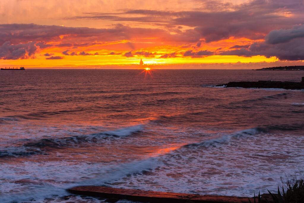 Sunset at Poça beach