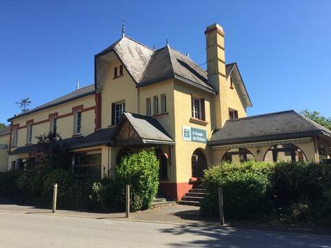 Le Paradis des Pêcheurs, Former Hotel Restaurant