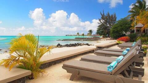 Beach Apartment- Ground floor. Trou-aux-Biches