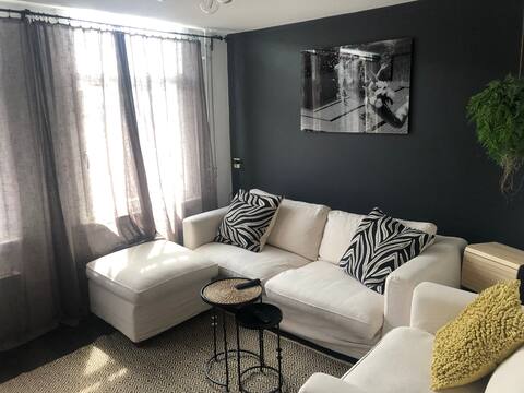 Amsterdam like a local