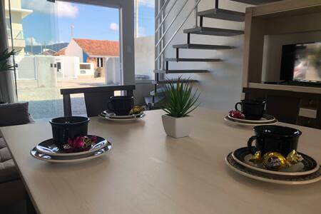 Loft B Novo com Wi-Fi no meio de duas praias!