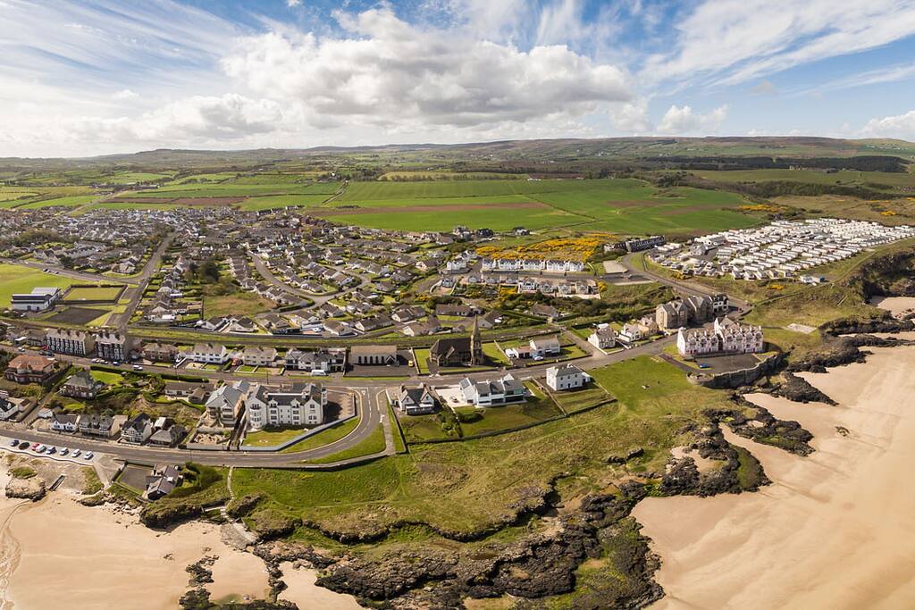 Aerial view of apartment and Castlerock beach