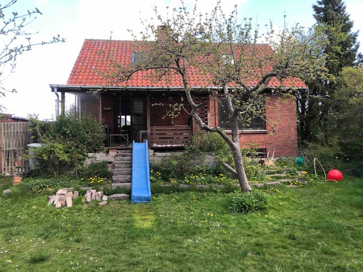 Hyggeligt Hus Med Have Og Veranda - Copenhagen