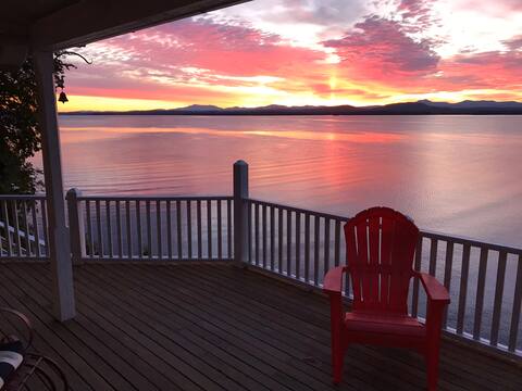 Spectacular views at the “Edge” of Lake Champlain