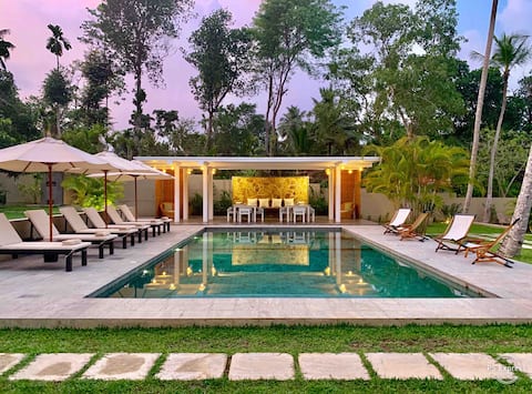 The Deco House - GARDEN HOUSE