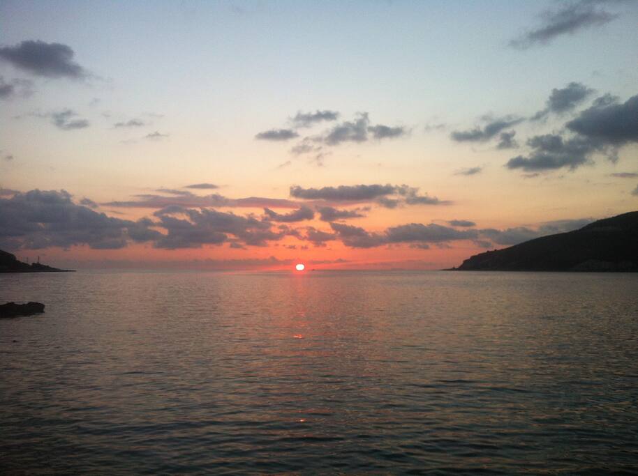 Ηλιοβασίλεμα στο Οίτυλο
Sunset at Itilo