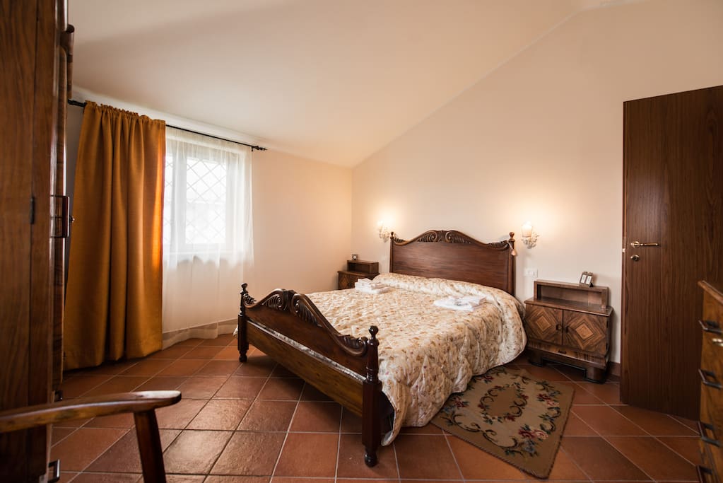 Camera da letto con bagno 1 (bedroom with bathroom)