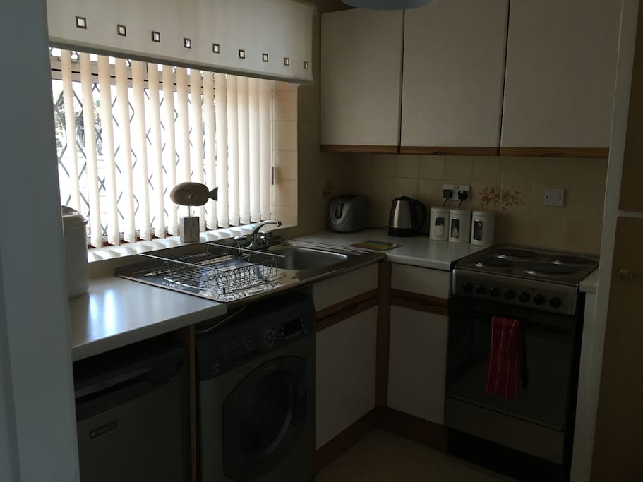Self contained kitchen