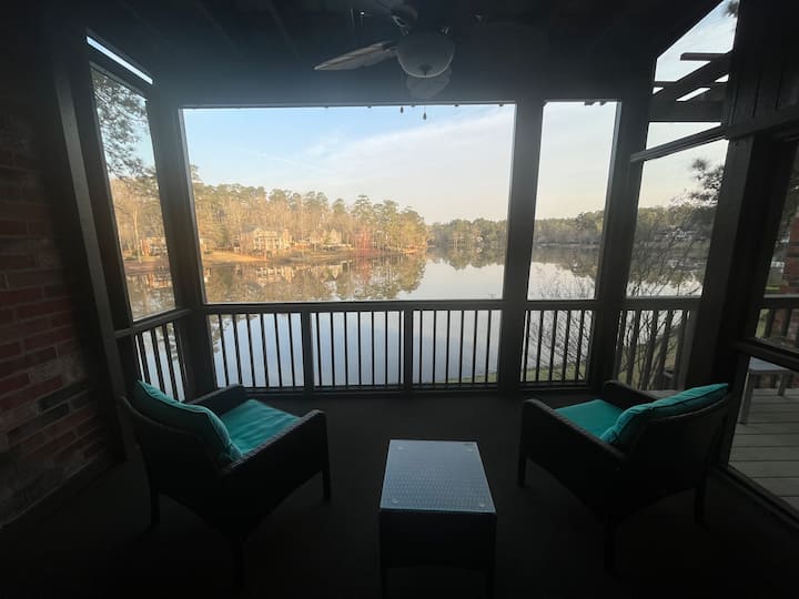 Beautiful Waterfront Townhouse in Martinez Houses for Rent in