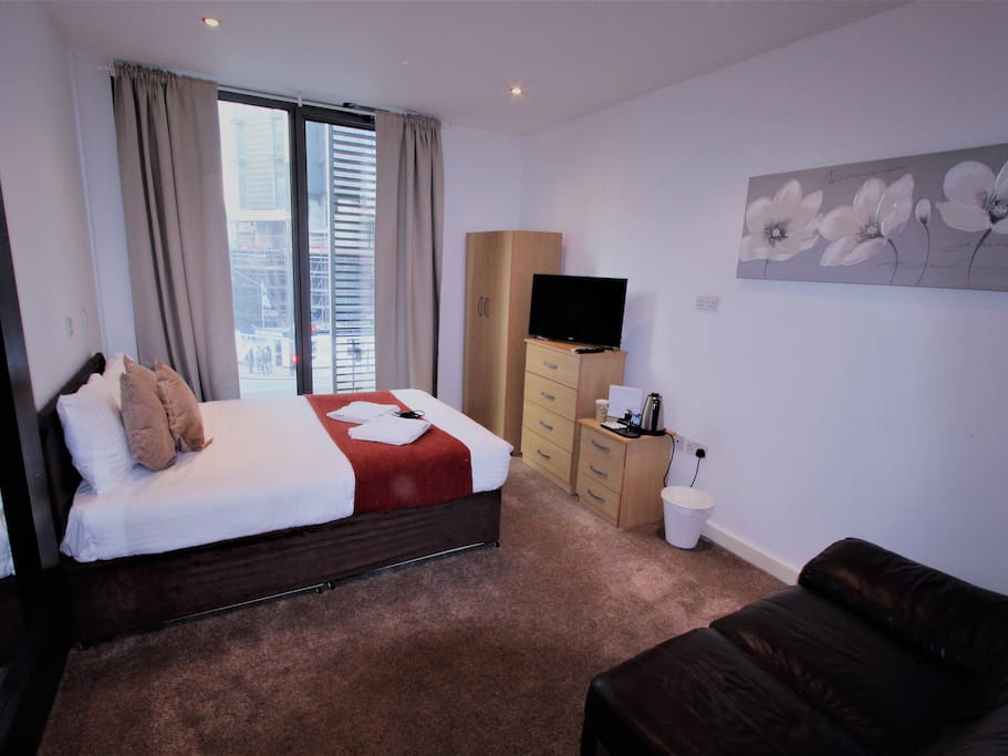 Guest room