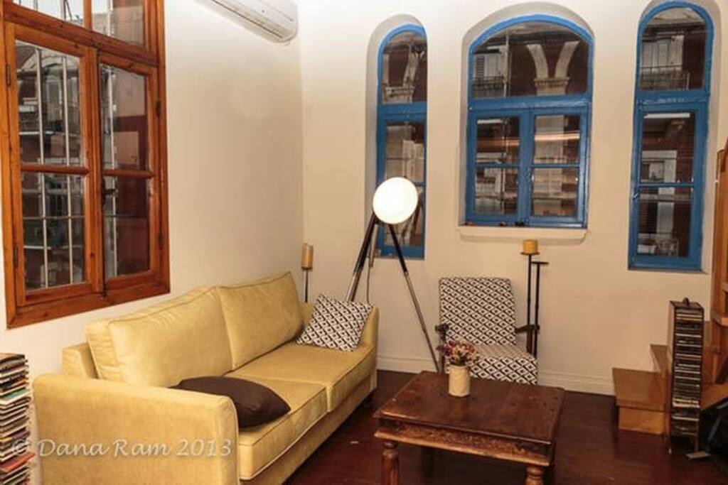 Living room (shared)