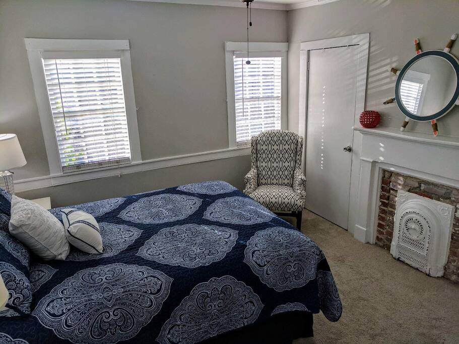 Brand new queen bed and linens