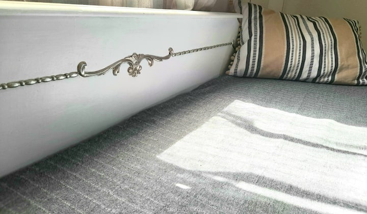 Подробности за декора на апартамента в Медуза. 
○●○●○●○●○●○●○●