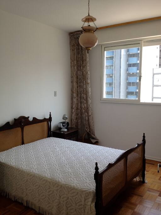 Quarto do casal. com muito armário!