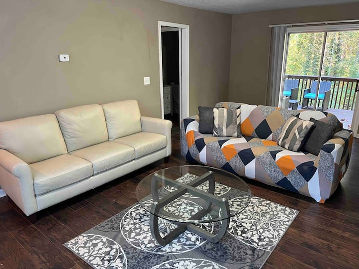 Owens Brook - Cheerful - 3 Bedroom Entire Home - Kennesaw, GA