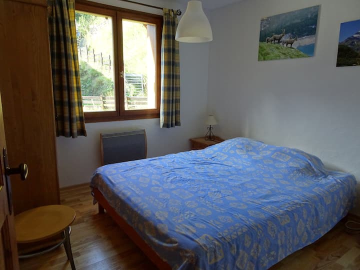 საძინებელი 1 საწოლი 160