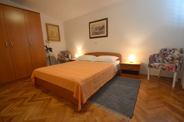 listing_image
