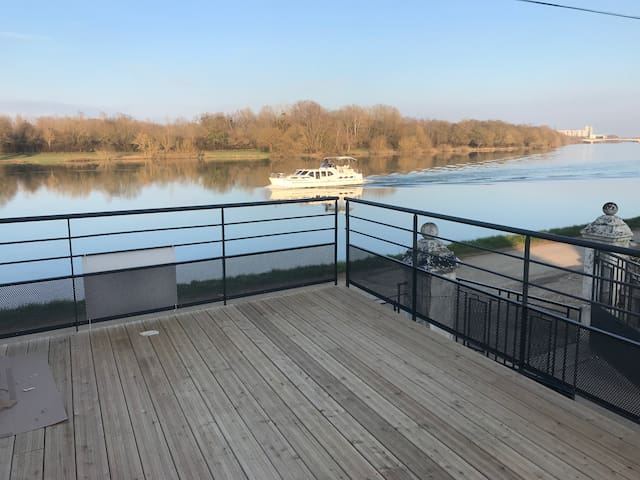 The banks of the Saone