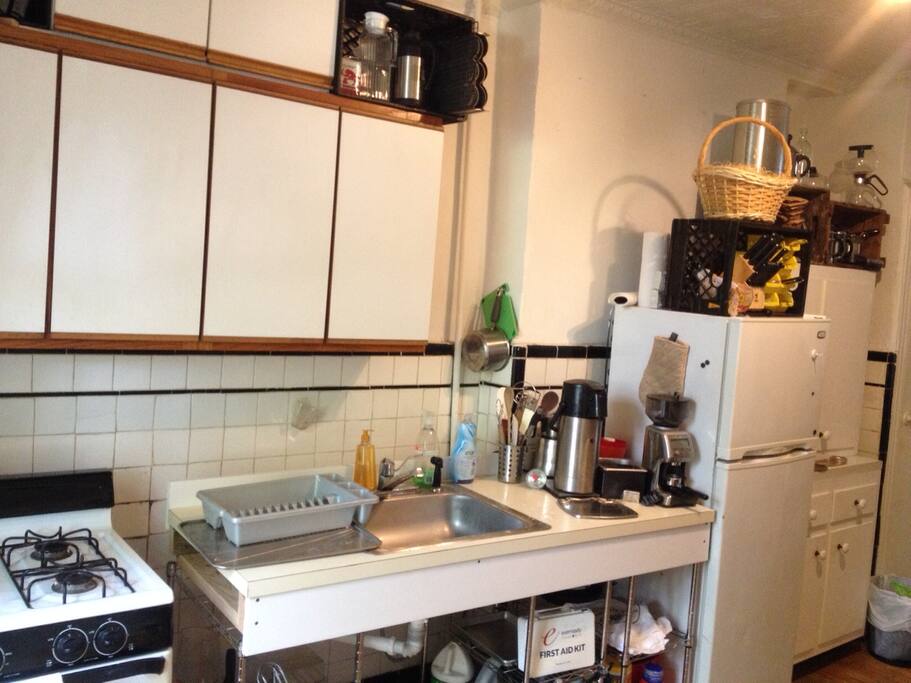 Kitchen angle #2