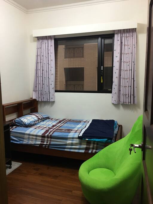 B room