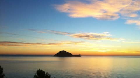 Airbnb con migliori performance: free wifi, 50 m from the sea. everything for children. 90 sqm a Alassio