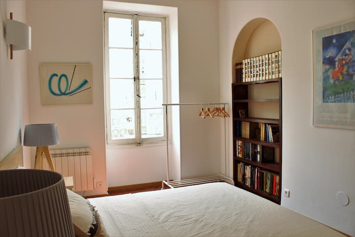 ห้องนอน 2 (Bedroom 2)
