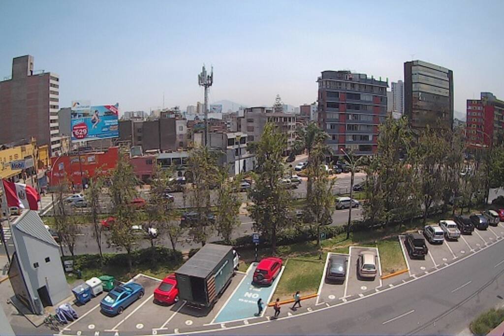 Vista desde el balcón del departamento (5to piso) - Un departamento por piso