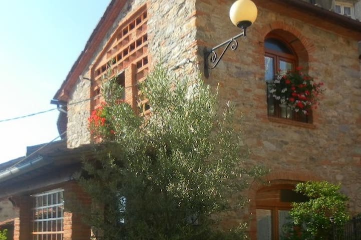 Exclusive Little Cottage with View