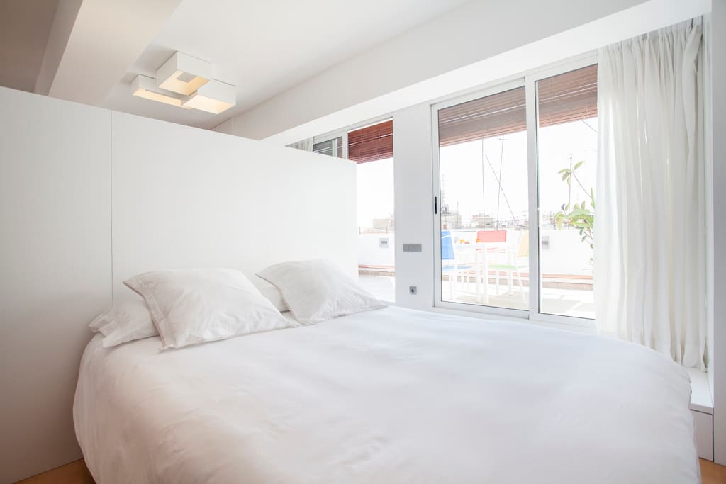 Bedroom area with comfy king-sized bed
