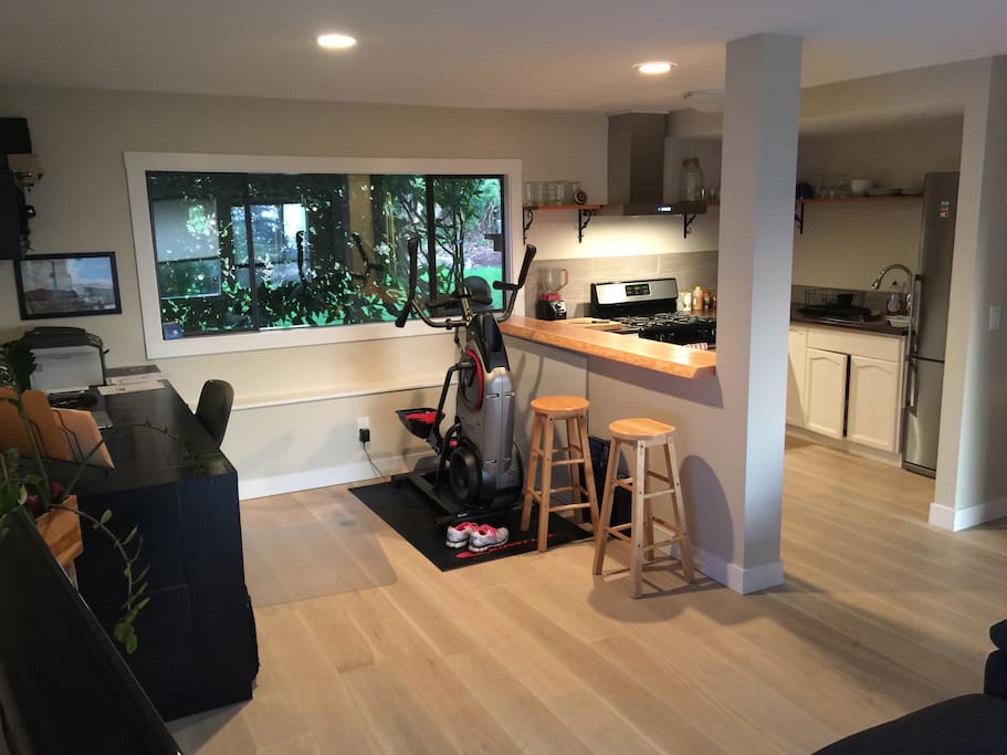 Full kitchen and office with printer & wifi if you need to bring your business along. Bowflex Max trainer for those morning workouts if you like.