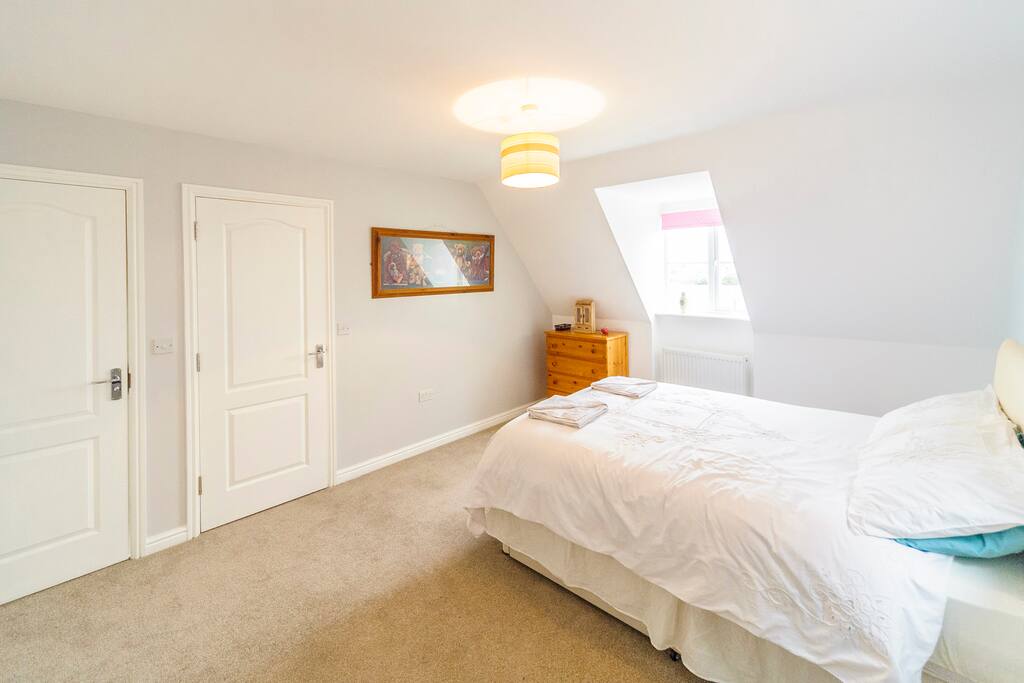 Very Large double bedroom