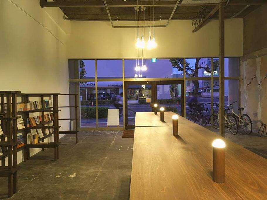 Guest Lounge/Cafe Area