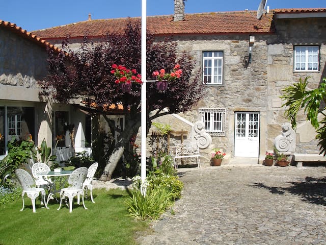 Casas Solar da Torre 1 – histórica para Férias