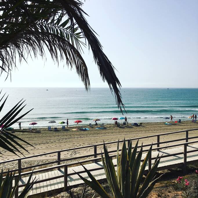 Mil Palmeras beach in the morning